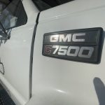 2002 GMC 7500 9